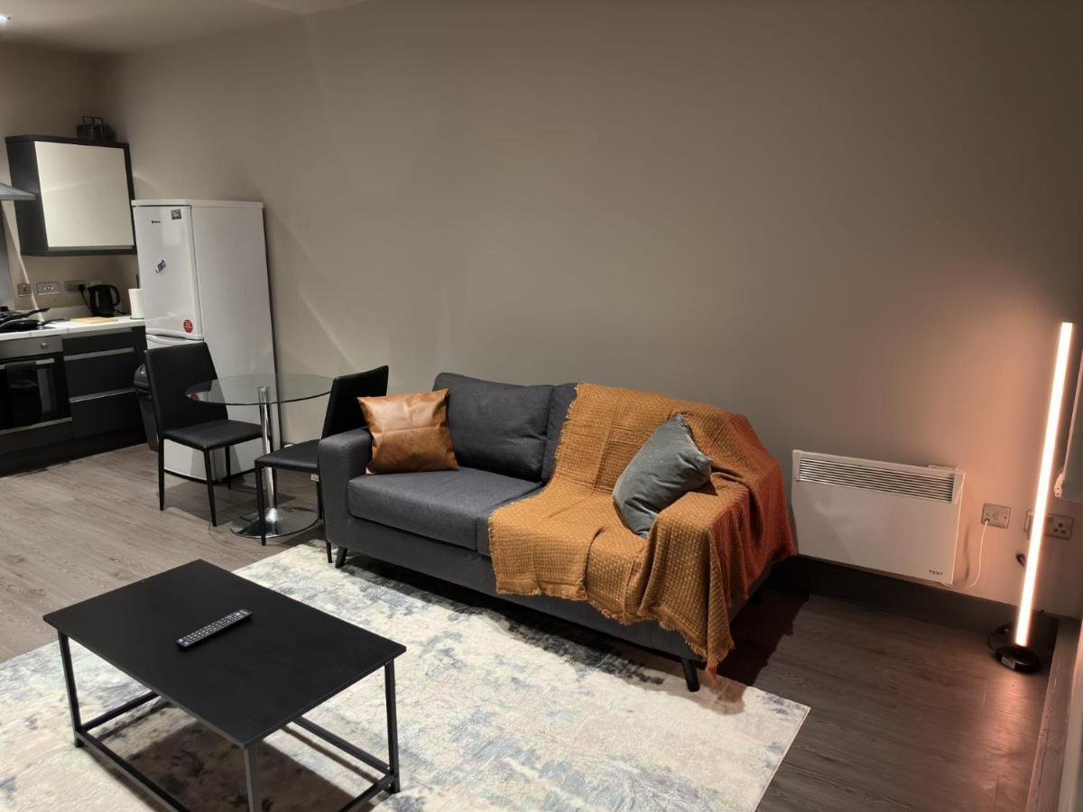 Elegant And Sophisticated, And We Mean It! Apartment Liverpool